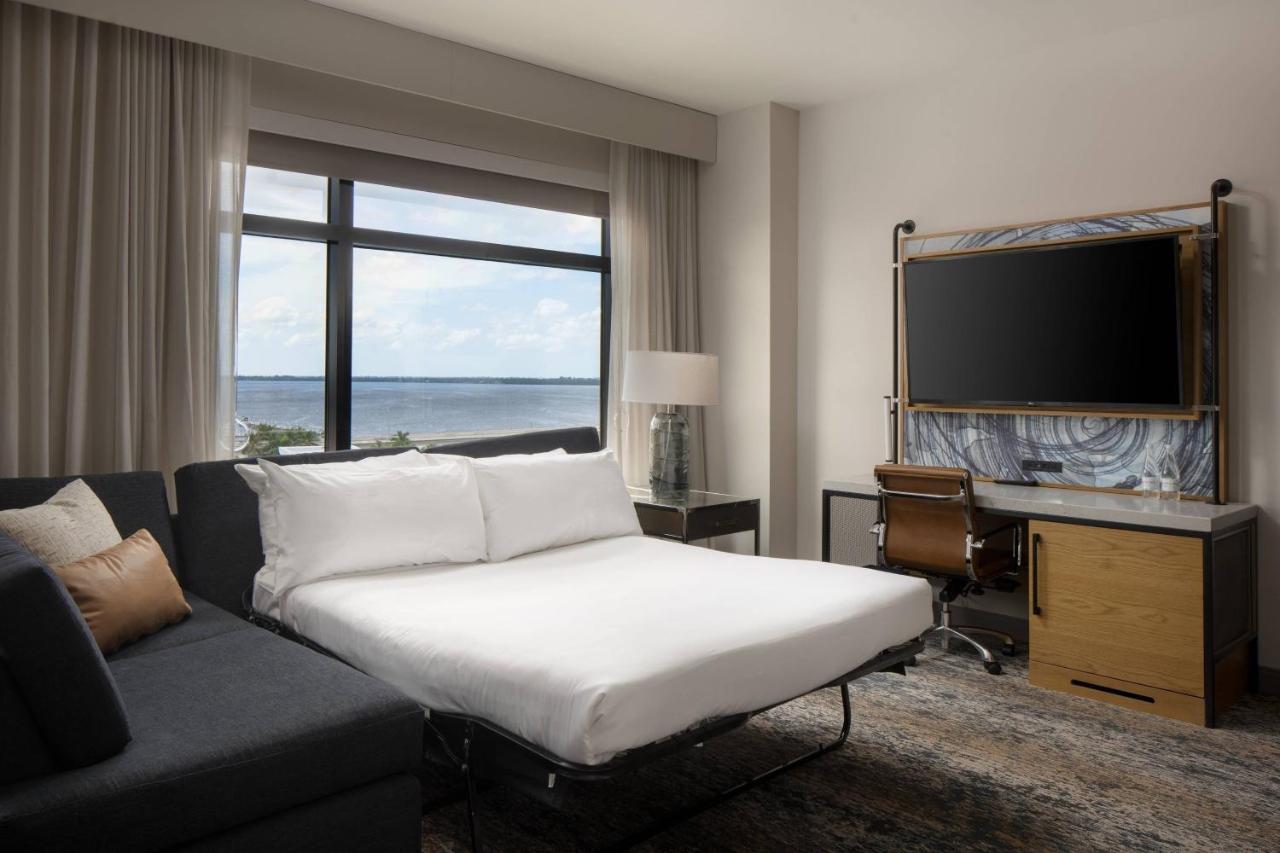 Luminary Hotel & Co., Autograph Collection Fort Myers Exteriör bild