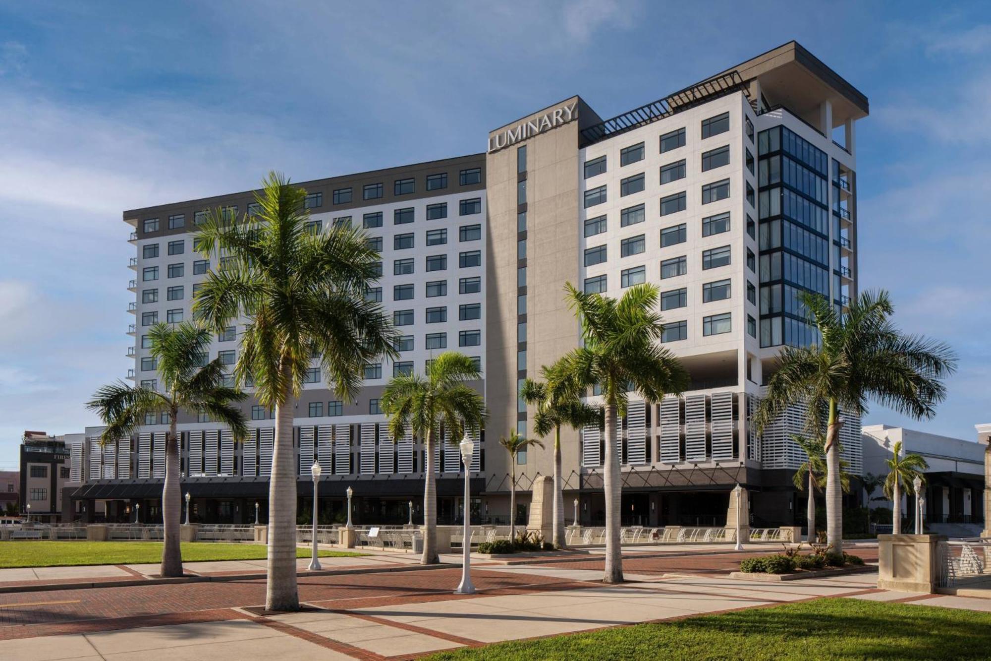 Luminary Hotel & Co., Autograph Collection Fort Myers Exteriör bild